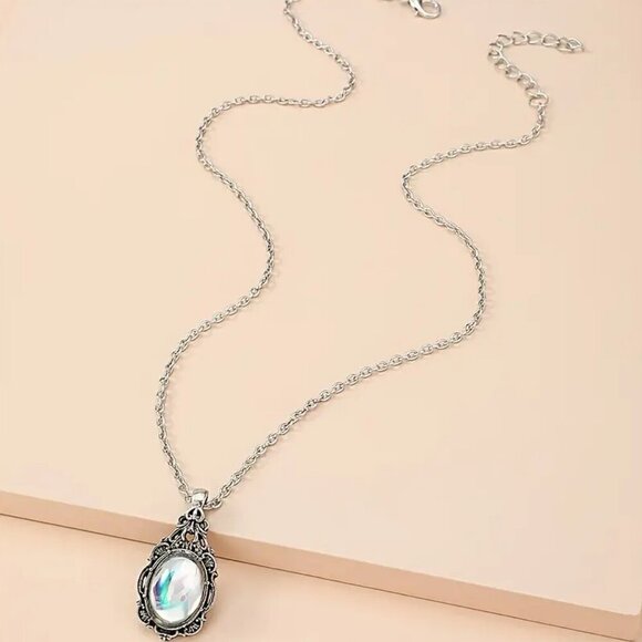 Vintage Bohemian Moonstone Pendant Necklace - Picture 2 of 3